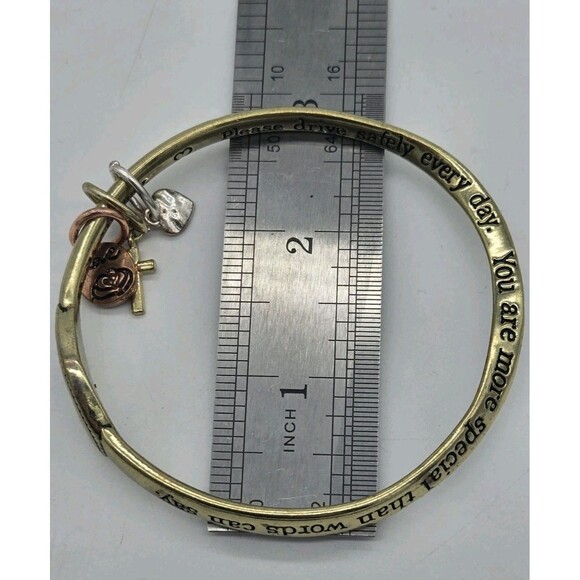 Mom Mobius Twist Bangle Bracelet Charms Inspirational Message Mother Drive Safe - Picture 9 of 9